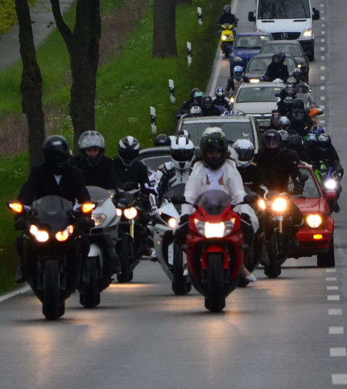 Motorradfahrerhochzeit 2012