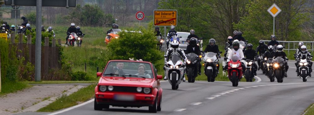 Motorradfahrerhochzeit 2012